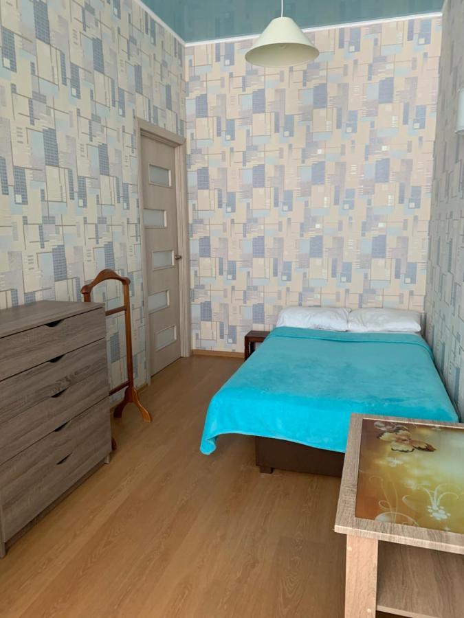 Town-House Golden Bugaz Lägenhet Karolino-Buhaz Exteriör bild