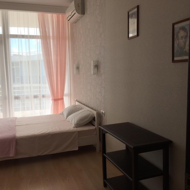 Town-House Golden Bugaz Lägenhet Karolino-Buhaz Exteriör bild